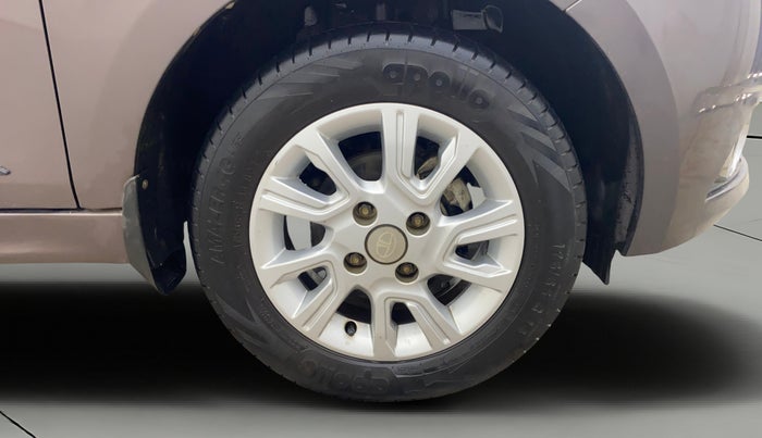 2018 Tata Tiago XZA PETROL, Petrol, Automatic, 54,703 km, Right Front Wheel