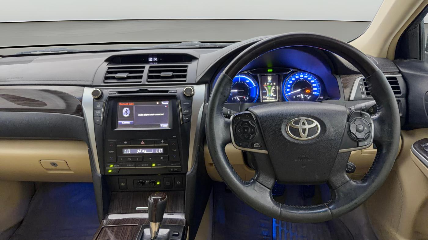 2016 Toyota Camry HYBRID, Hybrid, Automatic, 63,113 km, Steering Wheel Close Up