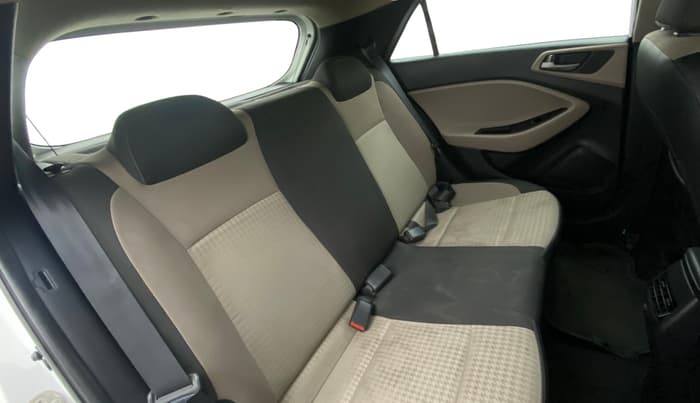 2018 Hyundai Elite i20 ASTA 1.2  CVT, Petrol, Automatic, 67,342 km, Right Side Rear Door Cabin