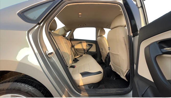 2019 Skoda Rapid AMBITION 1.5 TDI, Diesel, Manual, 1,46,118 km, Right Side Rear Door Cabin