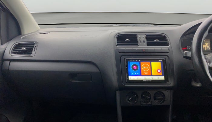 2015 Volkswagen Polo COMFORTLINE 1.2L, Petrol, Manual, 1,02,403 km, Air Conditioner