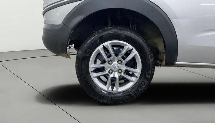 2024 Renault TRIBER RXL MT, Petrol, Manual, 17,563 km, Right Rear Wheel