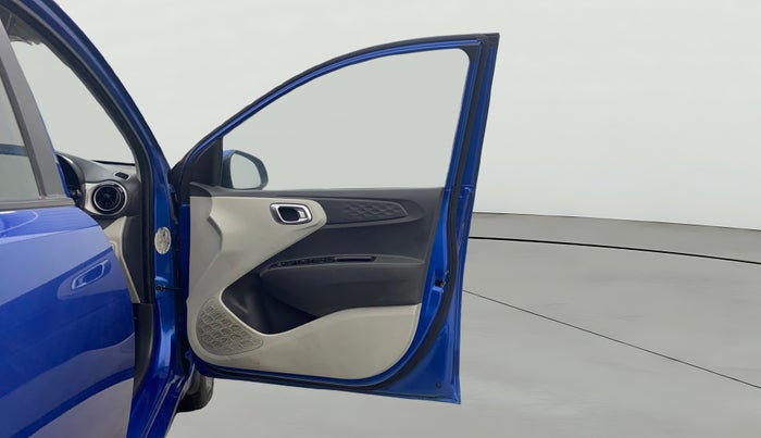 2020 Hyundai GRAND I10 NIOS SPORTZ AMT 1.2 KAPPA VTVT, Petrol, Automatic, 38,213 km, RHS Front Door