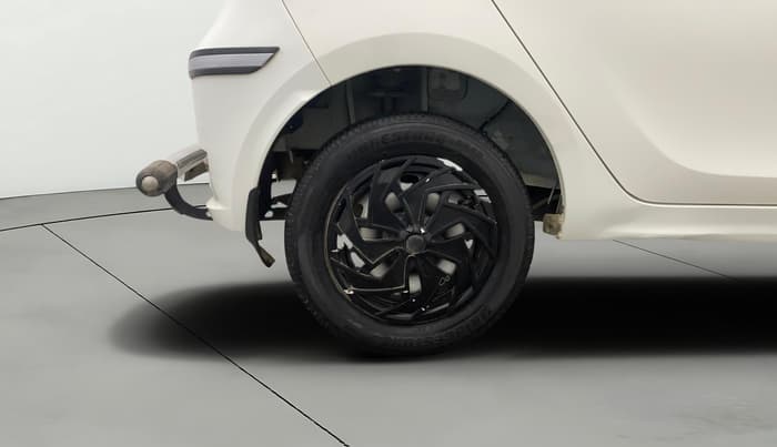 2023 Tata Tiago XM CNG, CNG, Manual, 23,744 km, Right Rear Wheel
