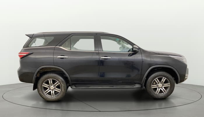 2021 Toyota Fortuner 2.8 4X2 MT, Diesel, Manual, 79,874 km, Right Side View