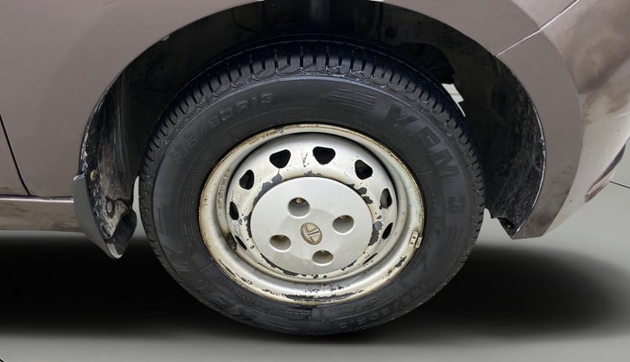 2018 Tata Tiago XE PETROL, Petrol, Manual, 83,277 km, Right Front Wheel