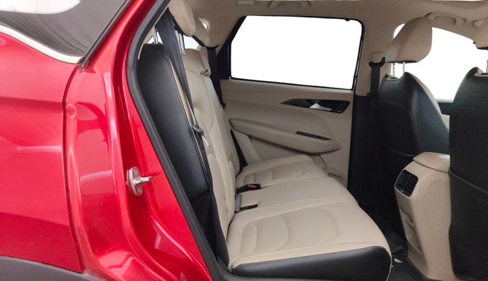 2021 MG HECTOR SHARP HYBRID 1.5 PETROL, Petrol, Manual, 45,105 km, Right Side Rear Door Cabin