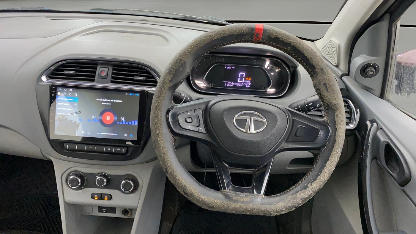 2020 Tata TIGOR XZ PETROL, CNG, Manual, 51,384 km, Steering Wheel Close Up
