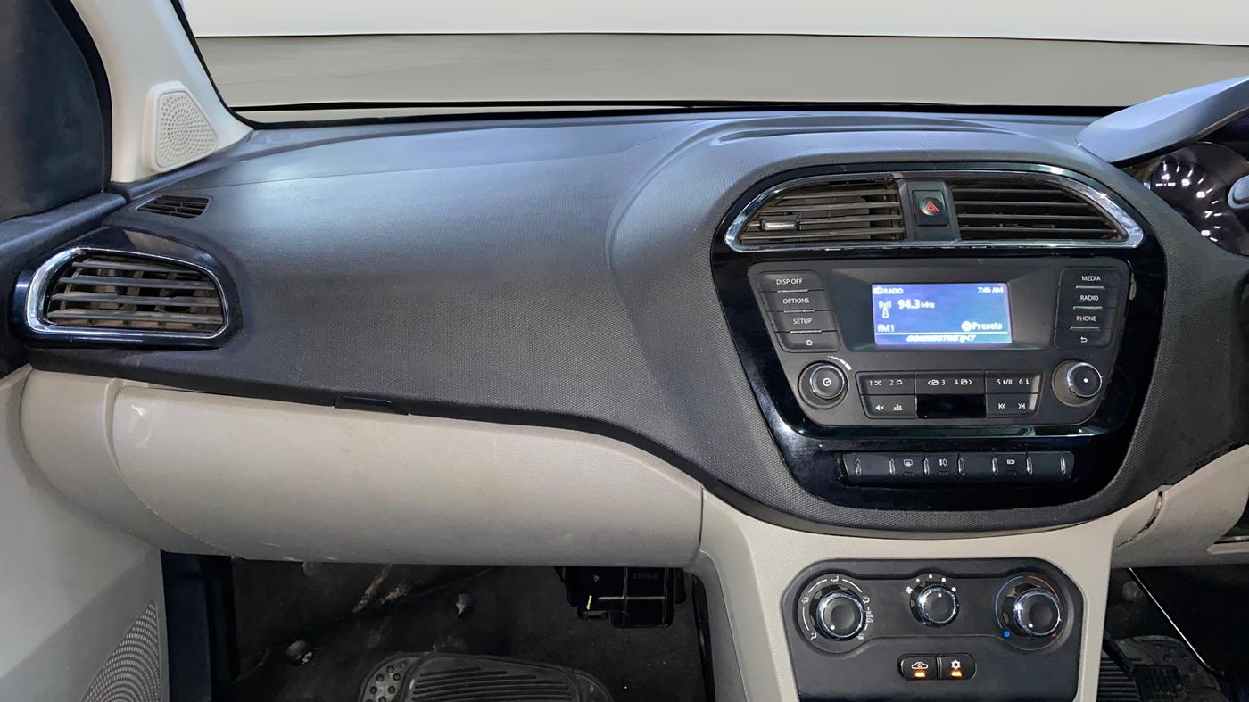 2018 Tata Tiago XZ PETROL, Petrol, Manual, 87,505 km, Air Conditioner
