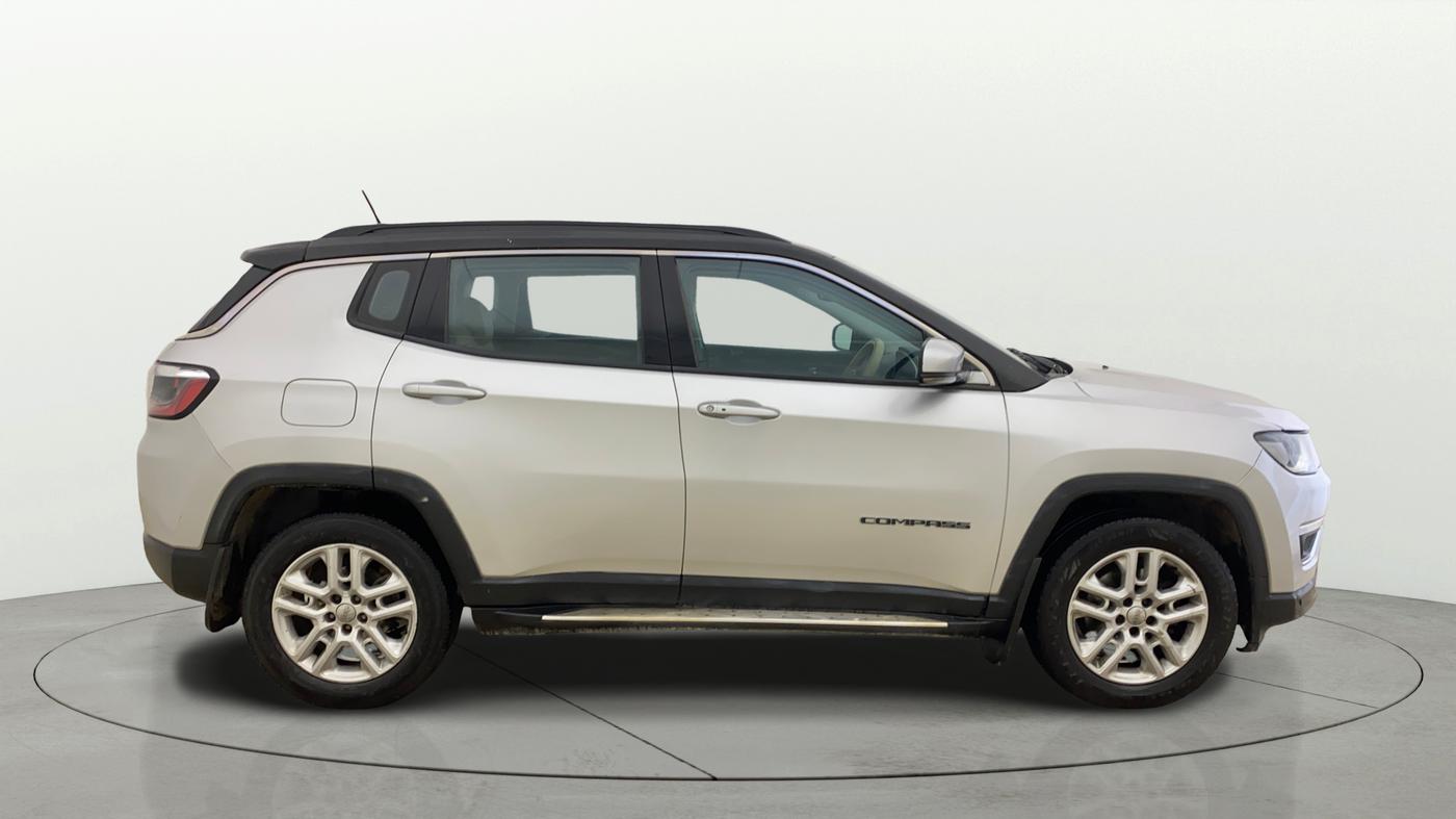 2017 Jeep Compass LIMITED 2.0 DIESEL, Diesel, Manual, 1,05,807 km, Right Side View