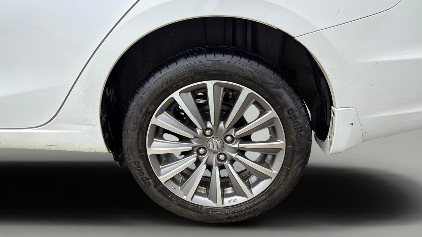 2025 Maruti Ciaz ALPHA  AT 1.5 SHVS PETROL, Petrol, Automatic, 5,025 km, Left Rear Wheel