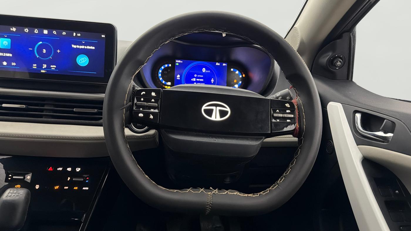 2024 Tata NEXON CREATIVE + SUNROOF 1.2 PETROL, Petrol, Manual, 15,192 km, Steering Wheel Close Up