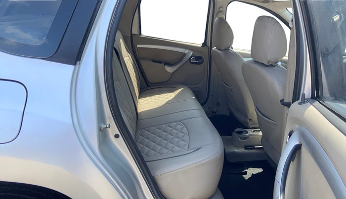 2014 Nissan Terrano XL (D), Diesel, Manual, 79,856 km, Right Side Rear Door Cabin