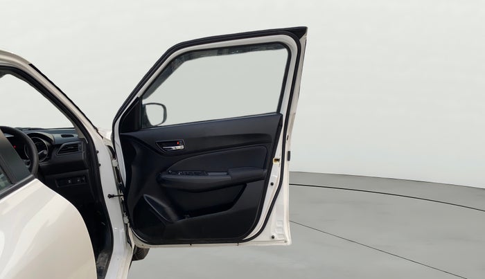 2021 Maruti Swift VXI, Petrol, Manual, 3,791 km, RHS Front Door