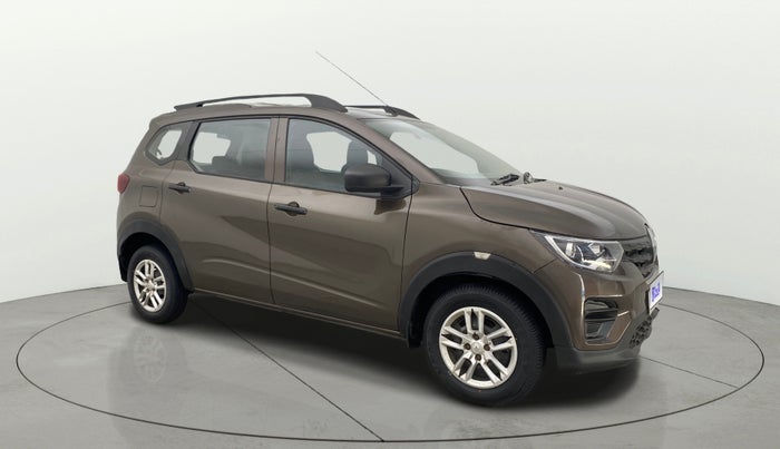 2022 Renault TRIBER RXL MT, Petrol, Manual, 27,492 km, Right Front Diagonal