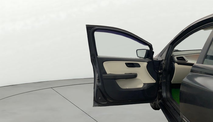 2021 Tata ALTROZ XT PETROL, Petrol, Manual, 56,042 km, LHS Front Door