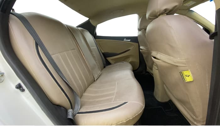 2015 Hyundai Verna FLUIDIC 1.6 VTVT SX, Petrol, Manual, 51,445 km, Right Side Rear Door Cabin