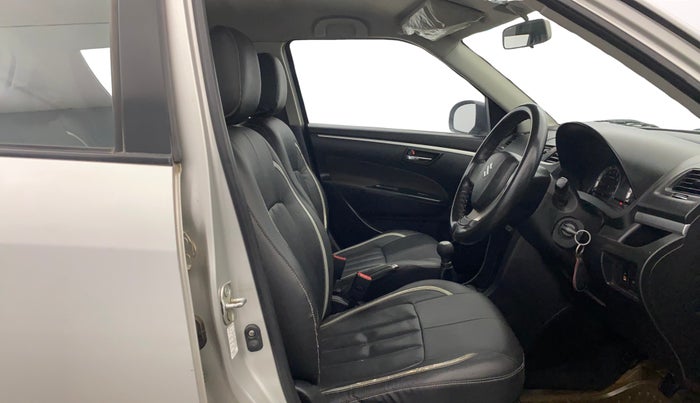 2014 Maruti Swift VXI, Petrol, Manual, 31,497 km, Right Side Front Door Cabin