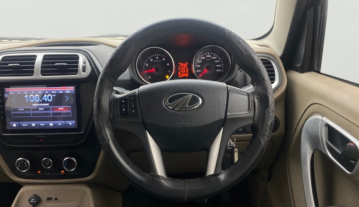 2016 Mahindra TUV300 T8 AMT, Diesel, Automatic, 86,242 km, Steering Wheel Close Up