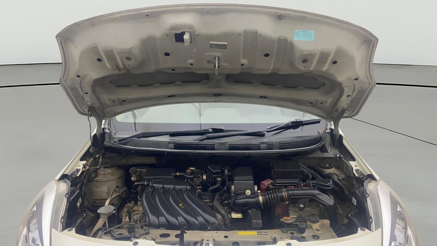 2014 Renault Scala RXL PETROL AT, Petrol, Automatic, 57,339 km, Open Bonet