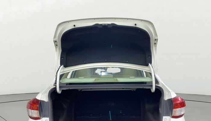 2021 Toyota YARIS J MT, Petrol, Manual, 43,929 km, Boot Door Open