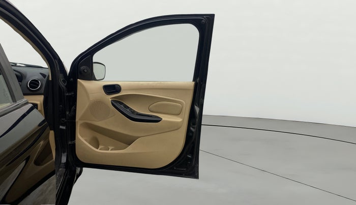 2018 Ford Figo Aspire TITANIUM1.5 DIESEL, Diesel, Manual, 61,550 km, RHS Front Door