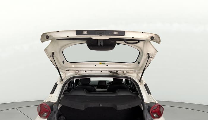 2023 Tata PUNCH ACCOMPLISHED DAZZLE SUNROOF CNG MT, CNG, Manual, 76,917 km, Boot Door Open
