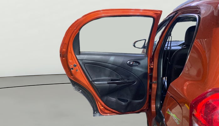 2017 Toyota Etios CROSS 1.2 G, Petrol, Manual, 1,09,423 km, LHS Rear Door