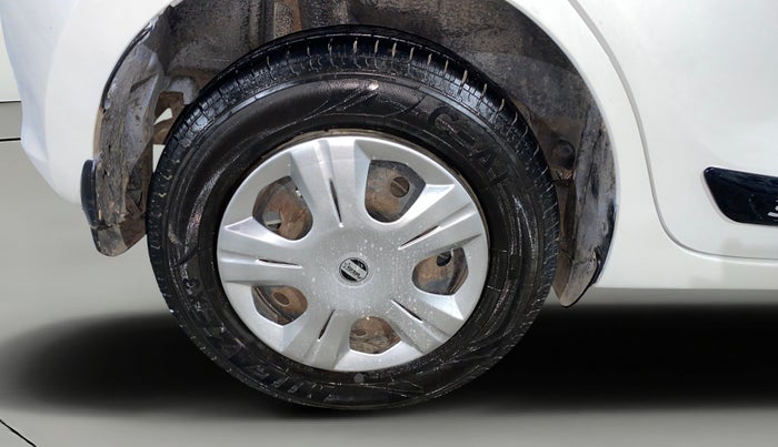 2020 Maruti Swift VXI, Petrol, Manual, 1,08,286 km, Right Rear Wheel