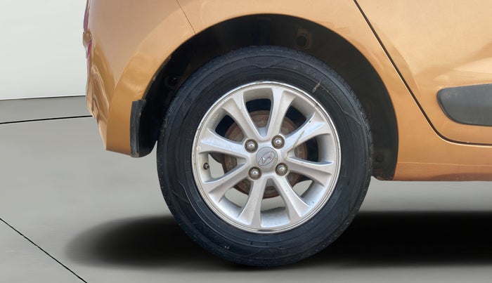 2014 Hyundai Grand i10 ASTA AT 1.2 KAPPA VTVT, Petrol, Automatic, 71,912 km, Right Rear Wheel