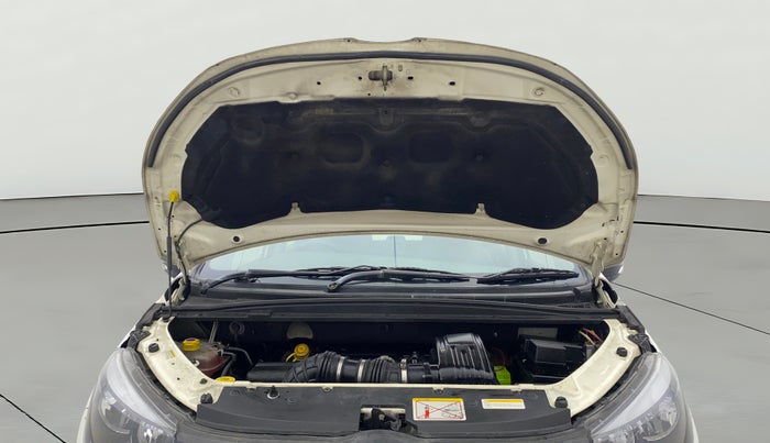 2019 Mahindra MARAZZO M2 8 STR, Diesel, Manual, 26,273 km, Open Bonet