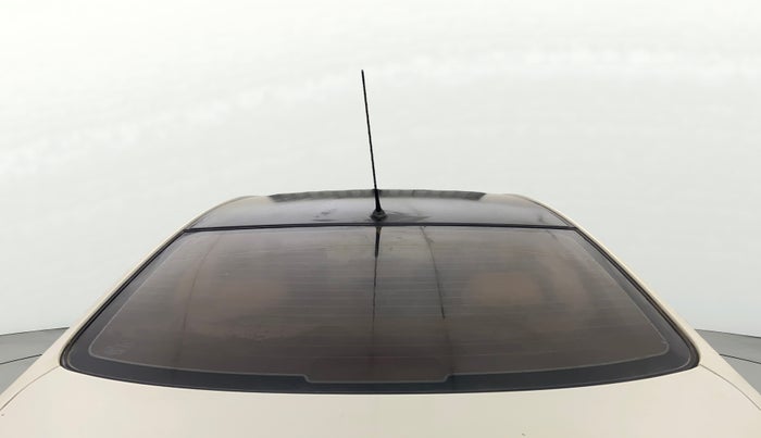 2014 Hyundai Verna FLUIDIC 1.6 CRDI SX, Diesel, Manual, 1,35,671 km, Rear Windshield