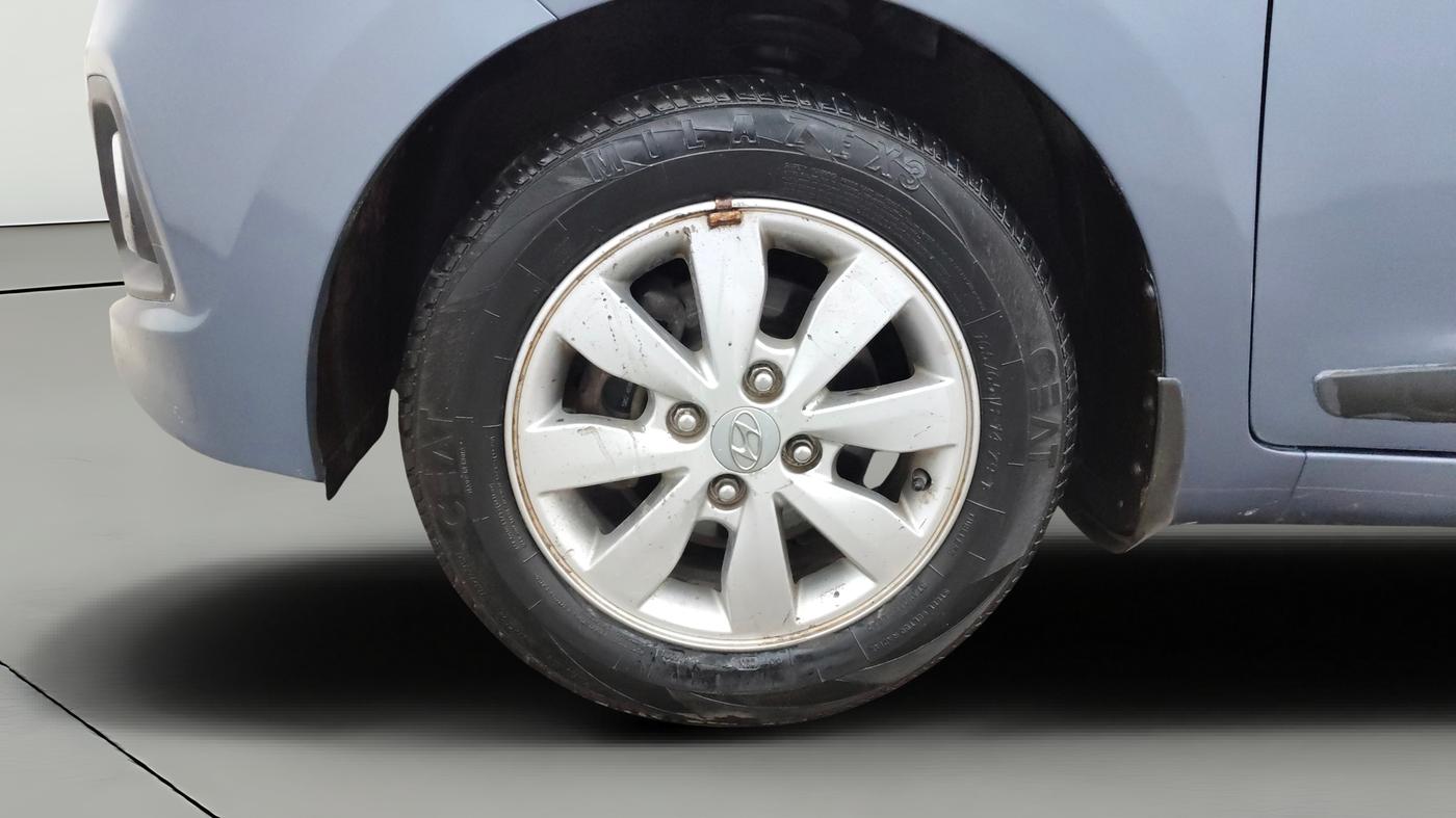 2015 Hyundai Xcent SX 1.2, Petrol, Manual, 43,667 km, Left Front Wheel