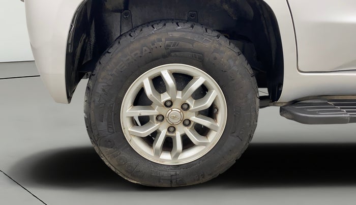 2018 Mahindra TUV300 T8, Diesel, Manual, 49,539 km, Right Rear Wheel