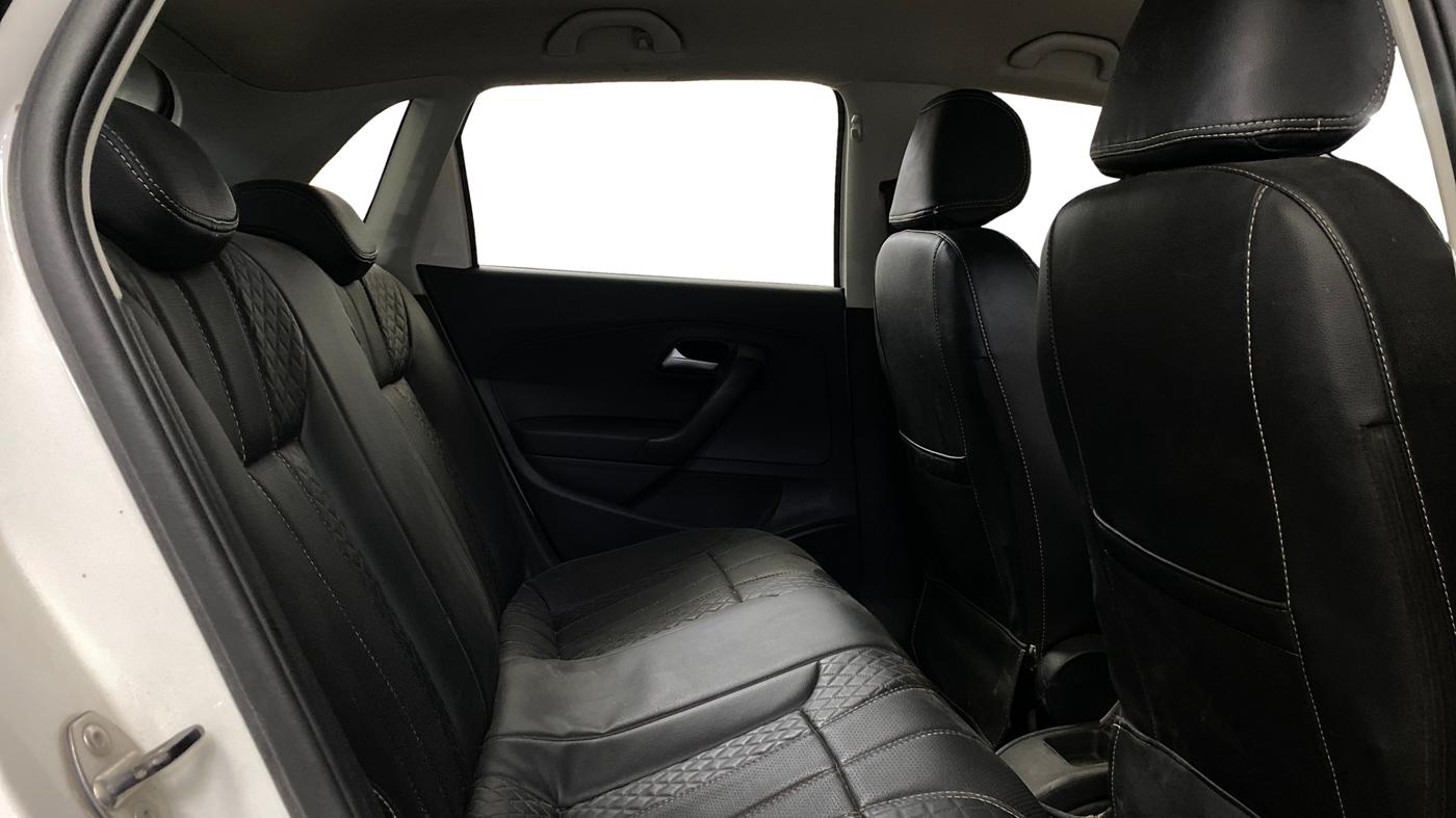 2018 Volkswagen Polo COMFORTLINE 1.0L MPI, Petrol, Manual, 60,082 km, Right Side Rear Door Cabin