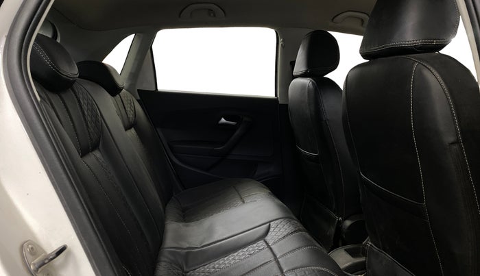 2018 Volkswagen Polo COMFORTLINE 1.0L MPI, Petrol, Manual, 60,082 km, Right Side Rear Door Cabin