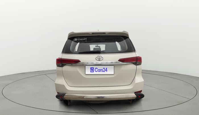 2017 Toyota Fortuner 2.7 4X2 MT, Petrol, Manual, 48,518 km, Back/Rear
