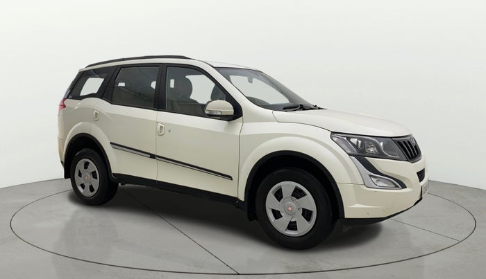 2017 Mahindra XUV500 W6, Diesel, Manual, 99,388 km, SRP
