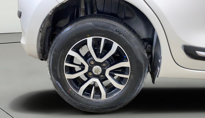 2020 Maruti Swift LXI, Petrol, Manual, 35,030 km, Right Rear Wheel