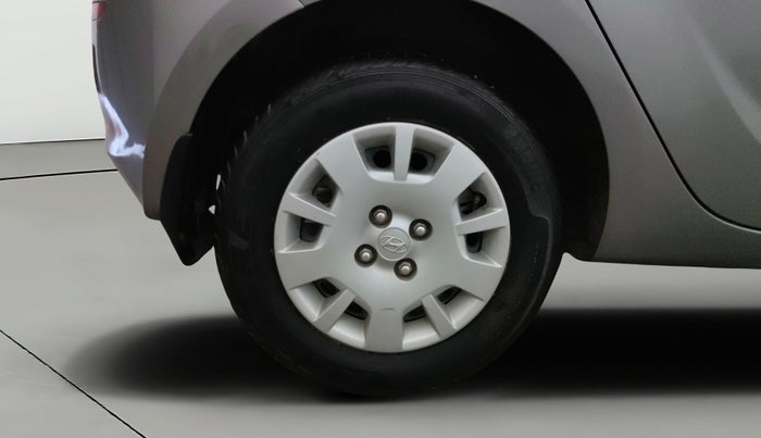 2013 Hyundai i20 MAGNA 1.2, Petrol, Manual, 37,038 km, Right Rear Wheel
