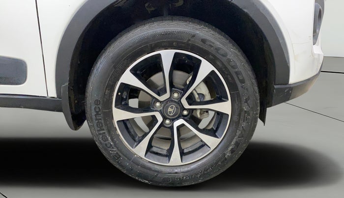 2021 Tata NEXON XZ PLUS PETROL, Petrol, Manual, 34,993 km, Right Front Wheel