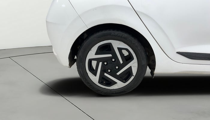 2023 Hyundai GRAND I10 NIOS SPORTZ 1.2 KAPPA VTVT, CNG, Manual, 31,918 km, Right Rear Wheel