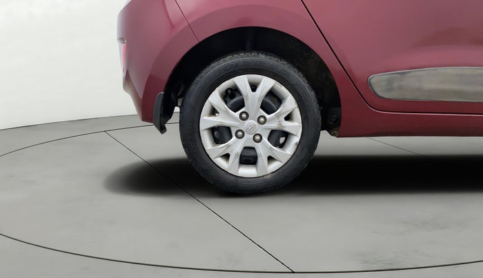 2016 Hyundai Grand i10 SPORTZ 1.2 KAPPA VTVT, Petrol, Manual, 24,027 km, Right Rear Wheel
