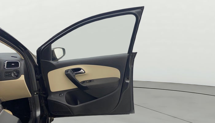 2018 Skoda Rapid AMBITION 1.5 TDI AT, Diesel, Automatic, 1,31,856 km, RHS Front Door