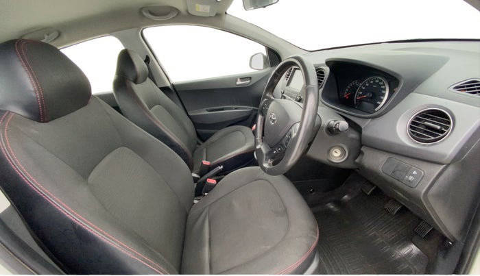 2018 Hyundai Grand i10 SPORTZ 1.2 KAPPA VTVT DUAL TONE, Petrol, Manual, 37,040 km, Right Side Front Door Cabin