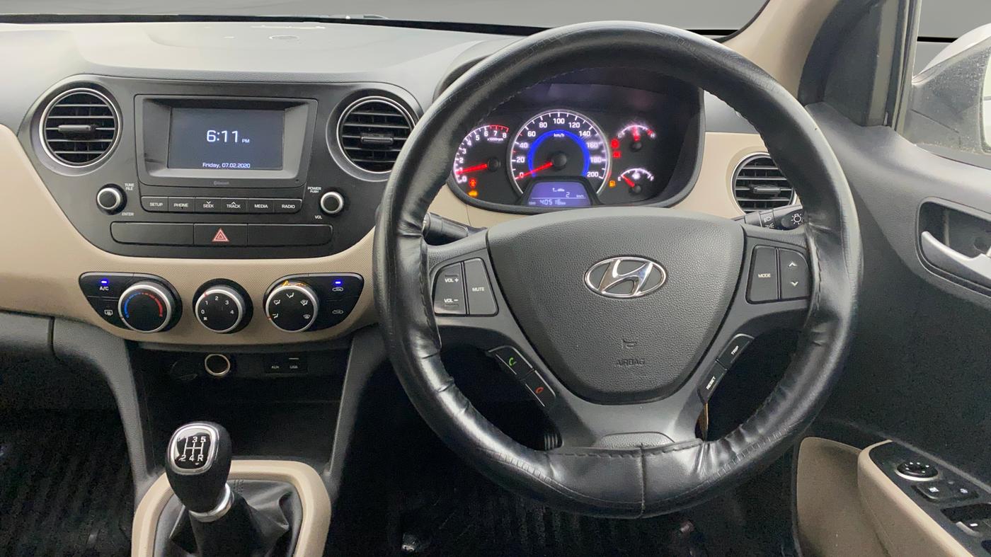 2017 Hyundai Grand i10 SPORTZ 1.2 KAPPA VTVT, Petrol, Manual, 40,483 km, Steering Wheel Close Up