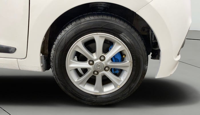 2015 Hyundai Grand i10 ASTA AT 1.2 KAPPA VTVT, Petrol, Automatic, 74,868 km, Right Front Wheel