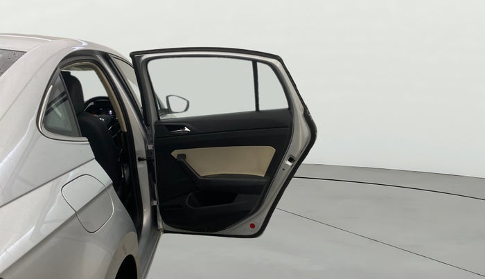 2023 Skoda SLAVIA STYLE 1.0L TSI MT, Petrol, Manual, 17,644 km, RHS Rear Door