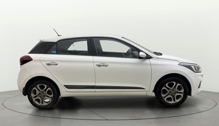 2020 Hyundai Elite i20 ASTA 1.2 (O), Petrol, Manual, 33,675 km, Right Side View