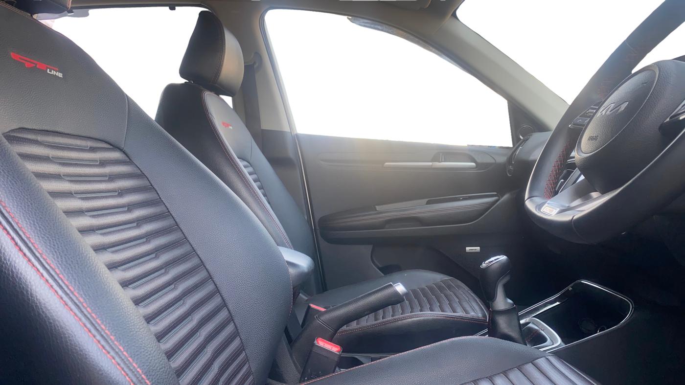 2023 KIA SONET GTX PLUS 1.0 IMT, Petrol, Manual, 22,505 km, Right Side Front Door Cabin